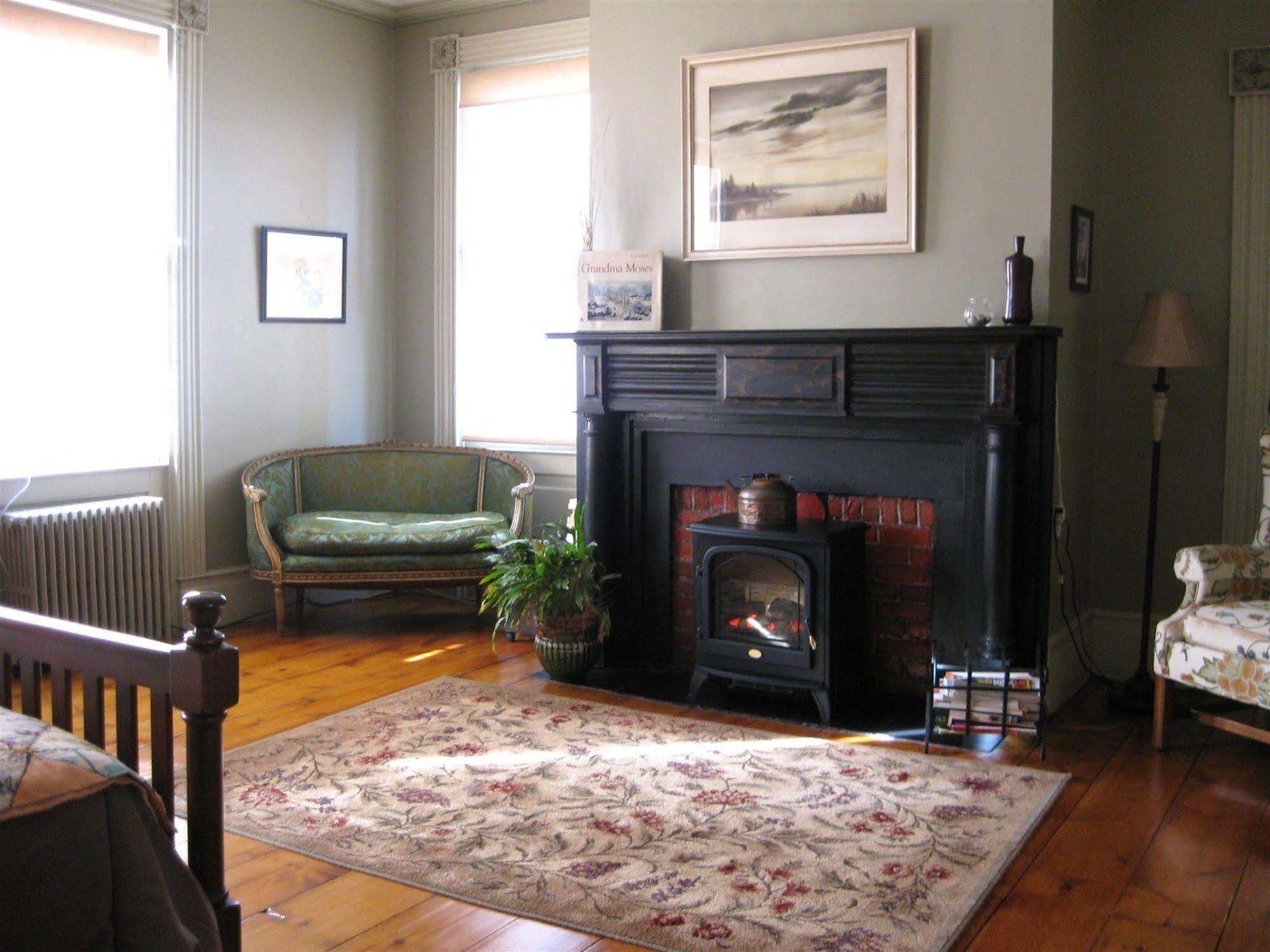 The Borland House Inn Montgomery Eksteriør bilde